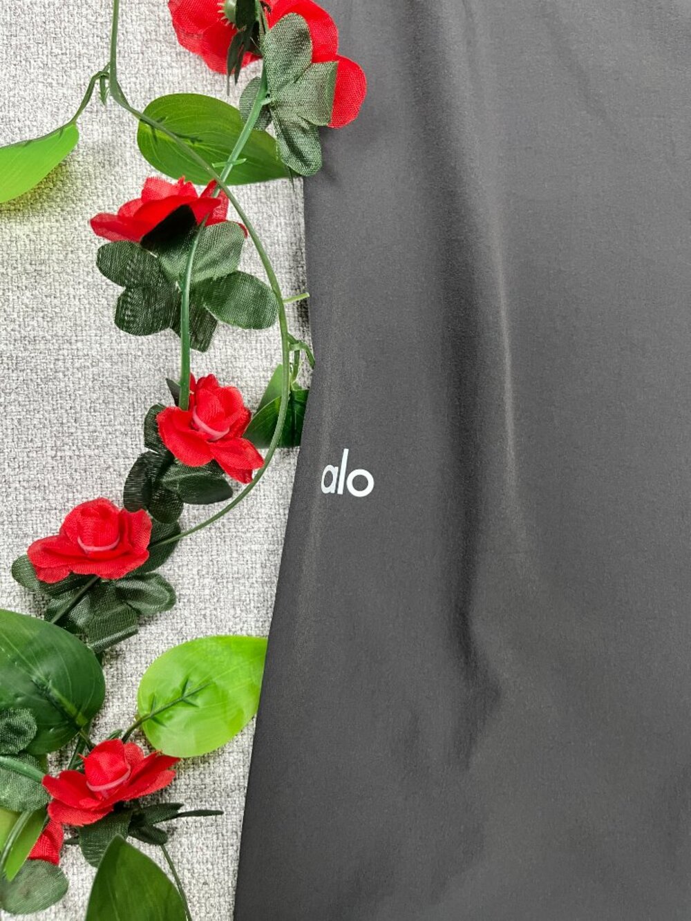 🧚‍♂️NWT ALO Yoga Suit Up Trouser Dark Grey (Regular) 🧈 Wide Leg 30” Inseam - Picture 6 of 9